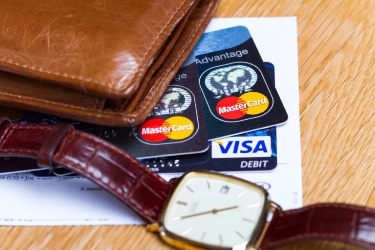 Does American Airlines Accept Debit Cards?