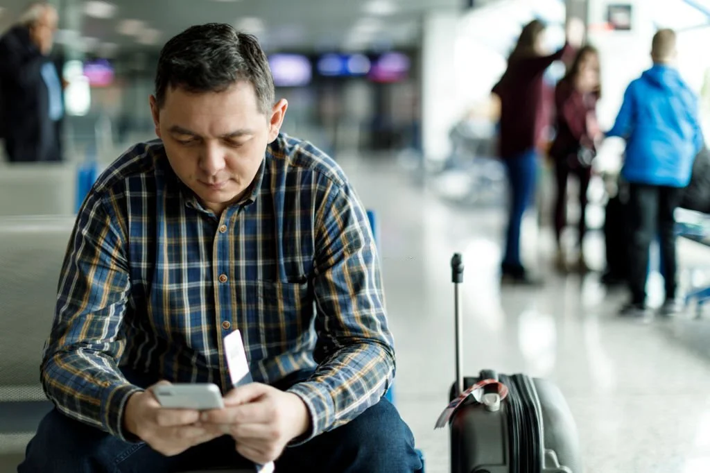 Do I Pay to Check a Bag on American Airlines?