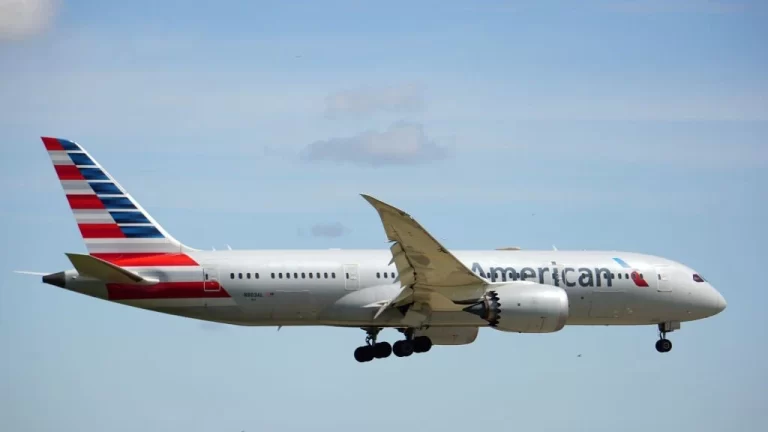 How Long Does an American Airline Refund Take?