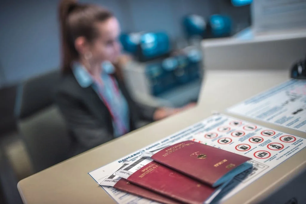 How do I Scan My Passport on American Airlines App?