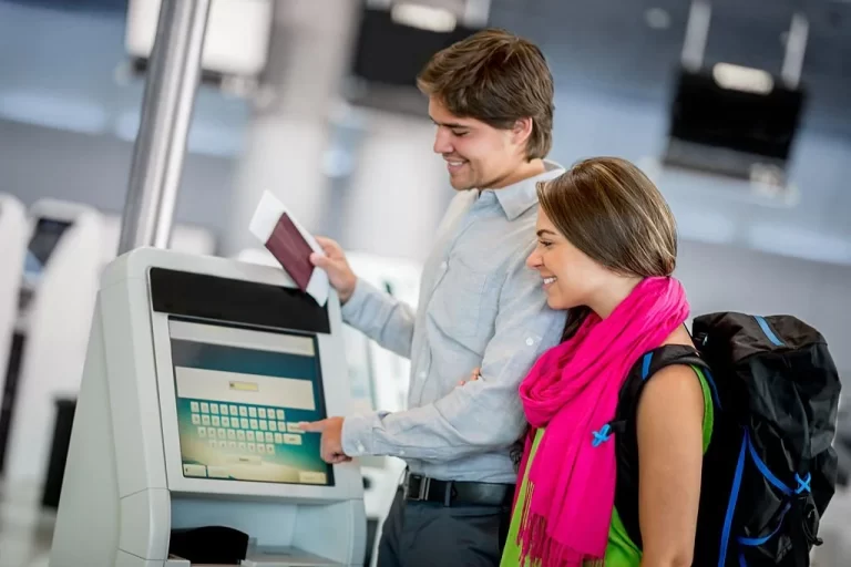 How do I Scan My Passport on American Airlines App?
