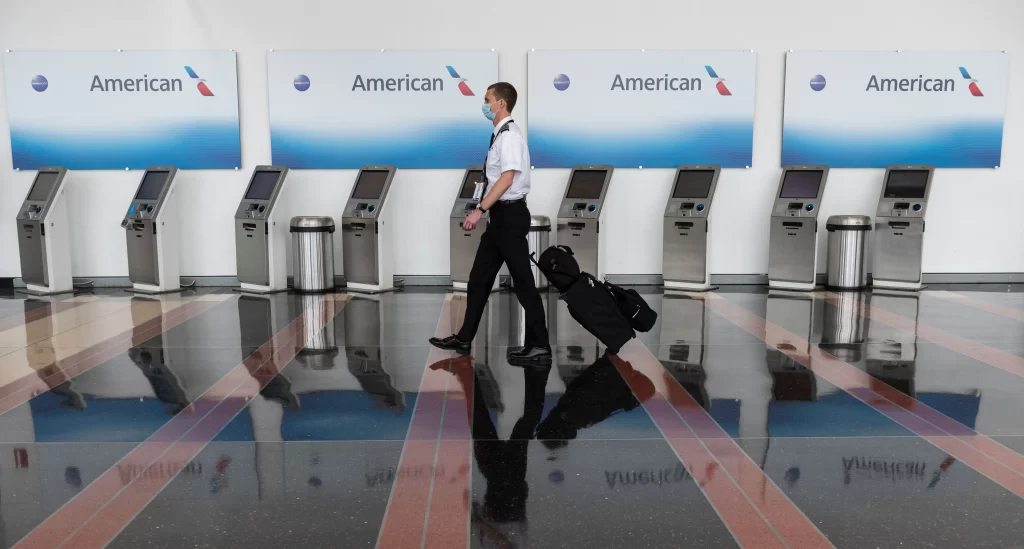 How Much Do American Airlines Workers Get Paid?