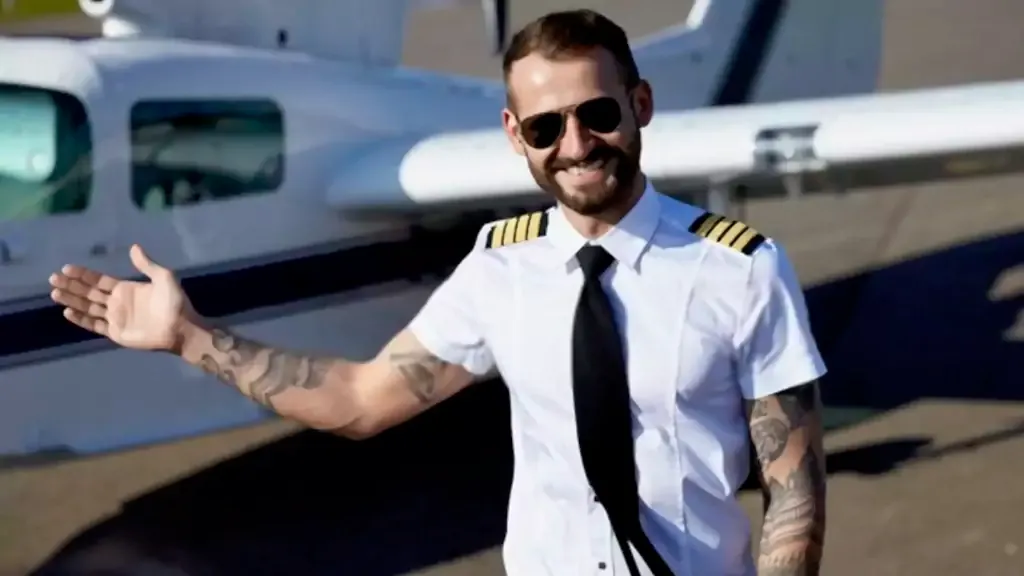 Does American Airlines Allow Tattoos