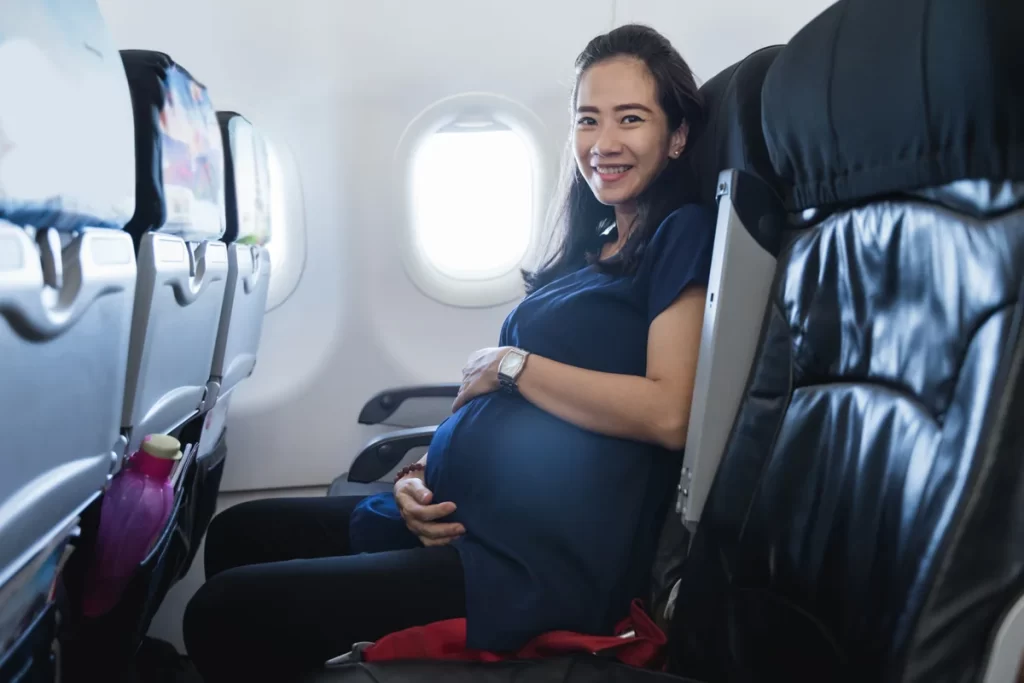 Can You Fly American Airlines While Pregnant?