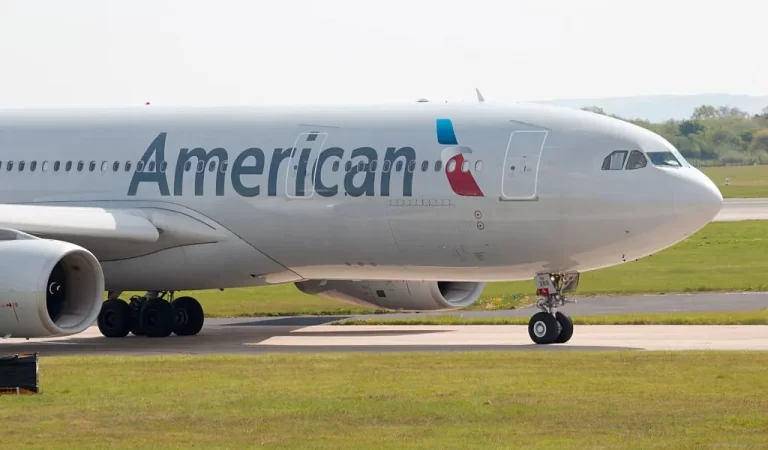 How Long Does Boarding Last on American Airlines