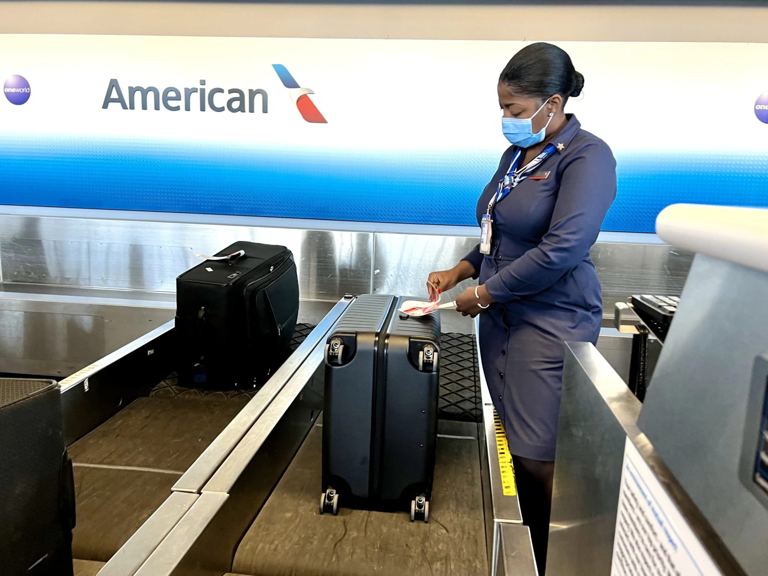 Do I Get 2 Checked Bags on AA International Flights?